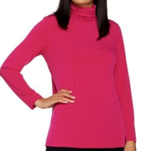 😍SUSAN GRAVER liquid knit turtleneck